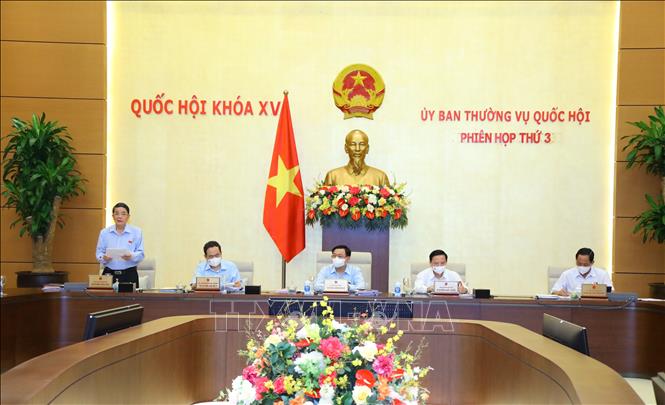 Trong ảnh: Phó Chủ tịch Quốc hội Nguyễn Đức Hải điều hành nội dung phiên họp. Ảnh: Nguyễn Điệp – TTXVN